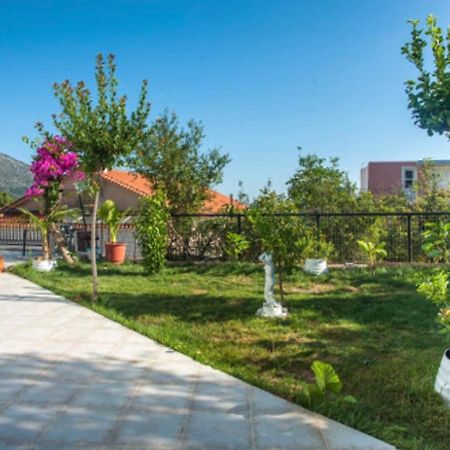 Вилла Fernanda'S Traditional 2 Floor House Порос Экстерьер фото