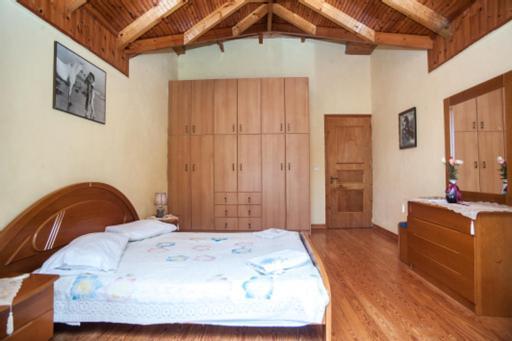 Вилла Fernanda'S Traditional 2 Floor House Порос Экстерьер фото