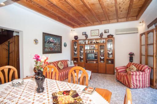 Вилла Fernanda'S Traditional 2 Floor House Порос Экстерьер фото