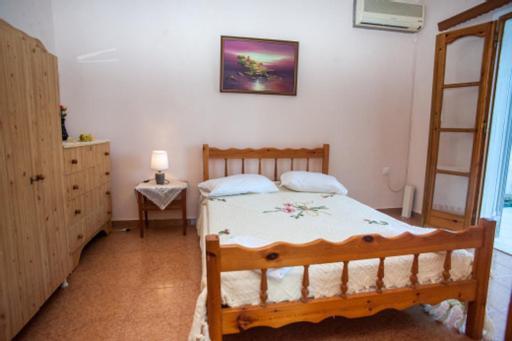 Вилла Fernanda'S Traditional 2 Floor House Порос Экстерьер фото